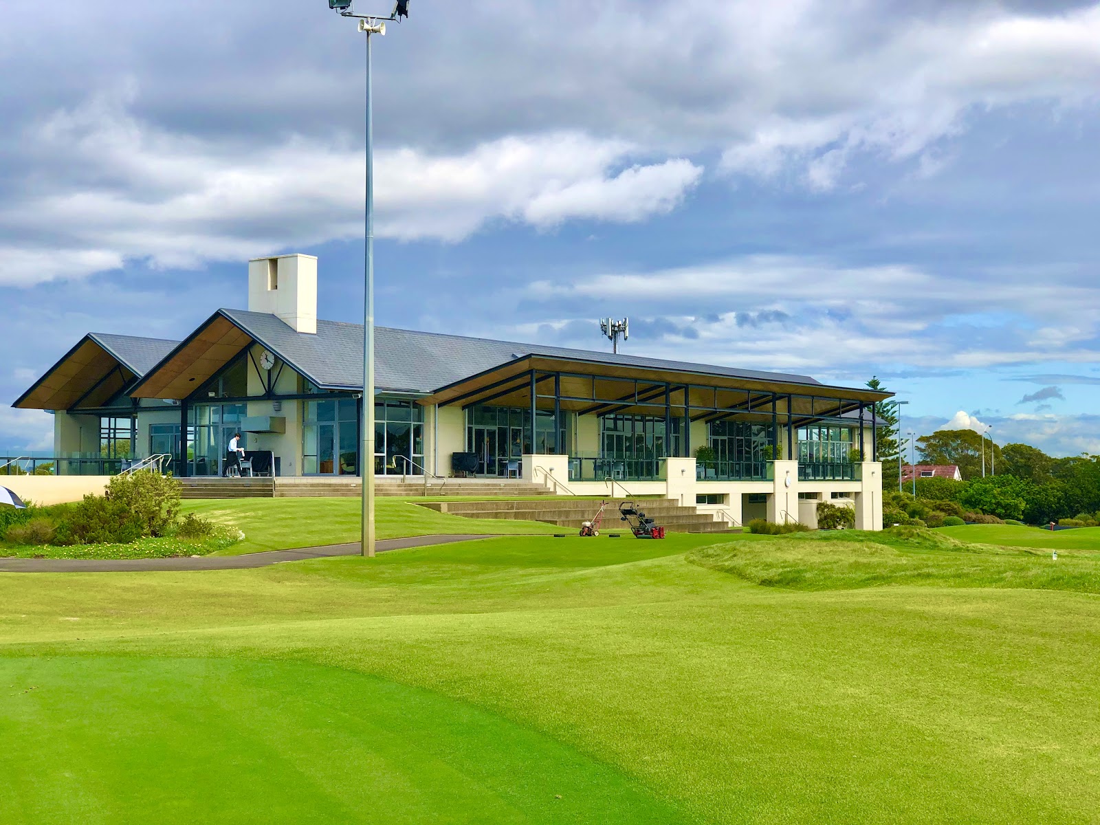 The Lakes Golf Course