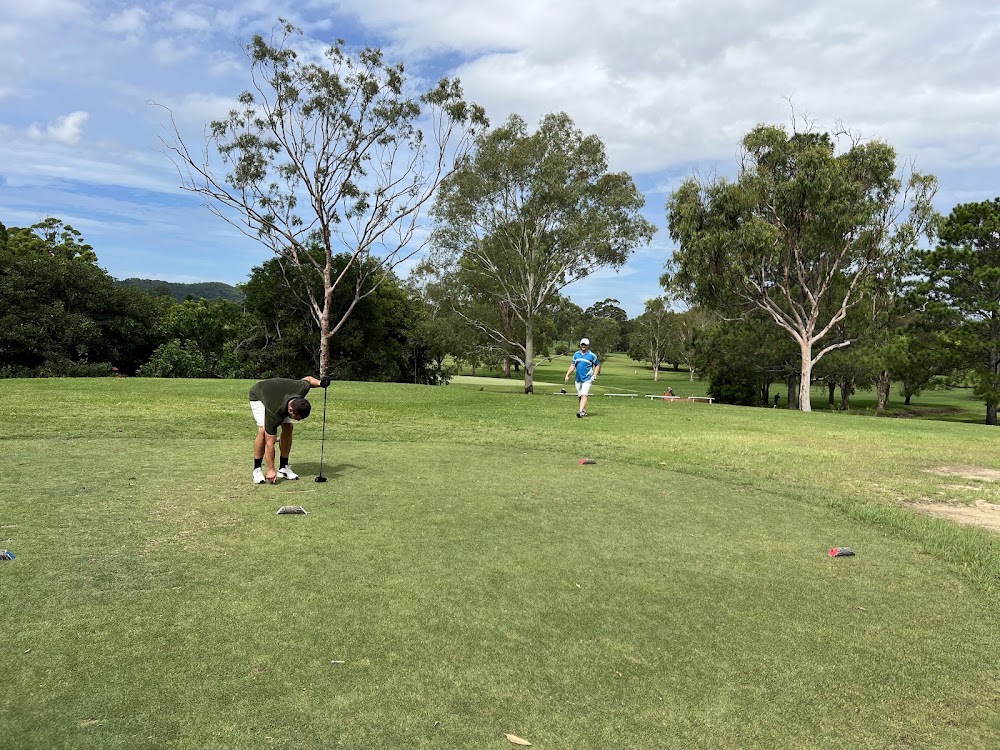 Mount Warren Park Golf Club