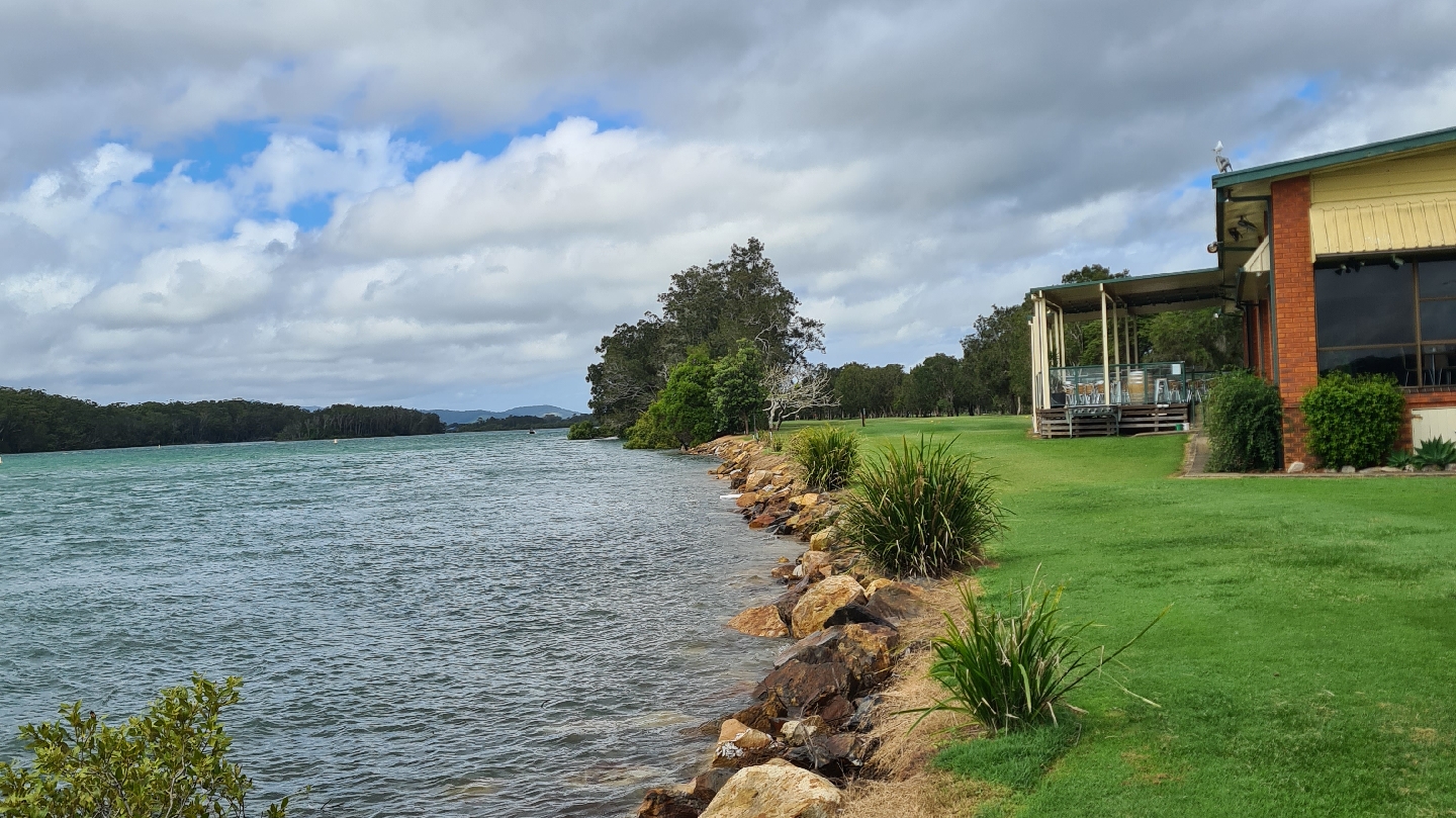 Nambucca Heads Island Golf Club