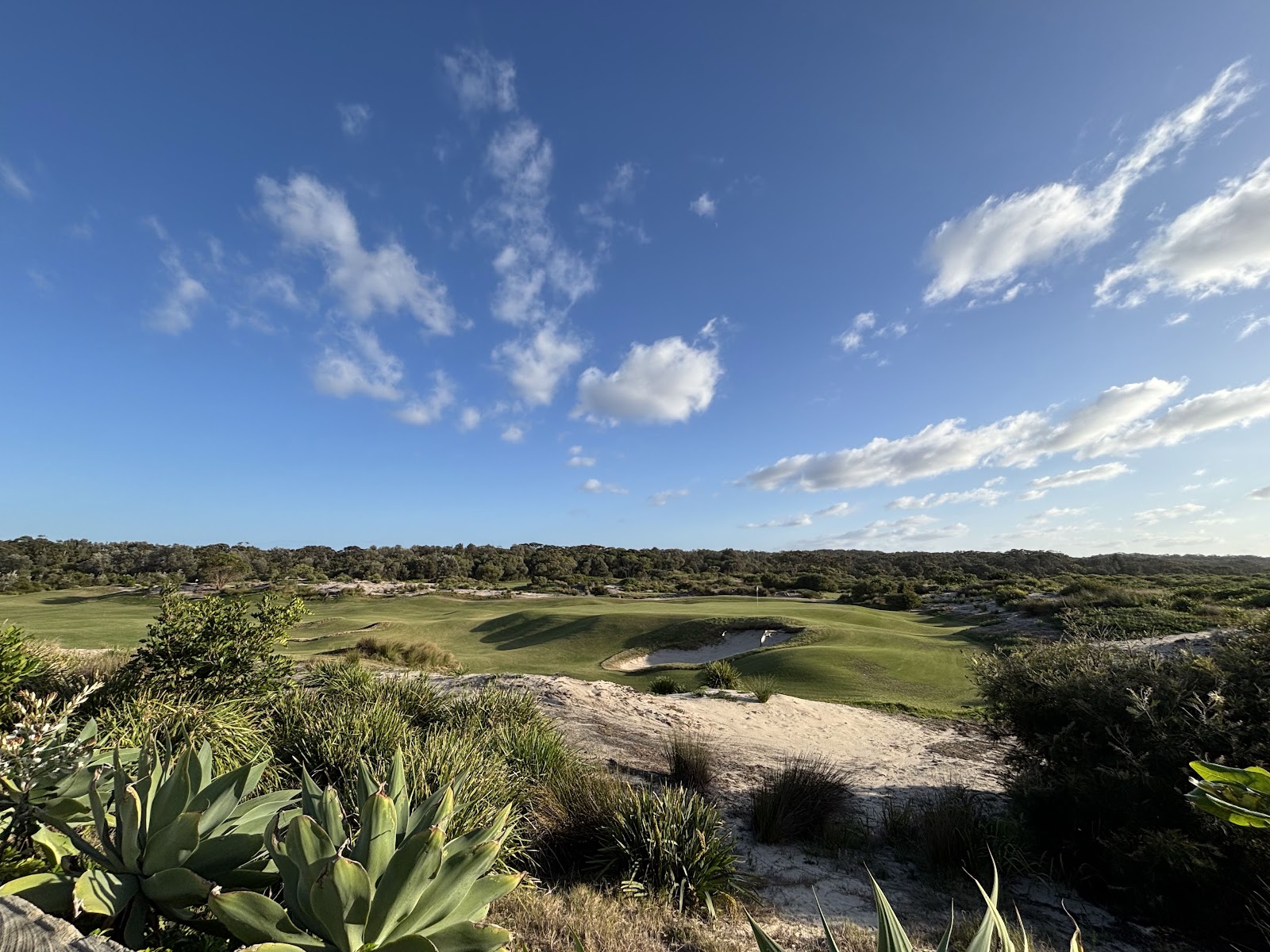 Magenta Shores Golf & Country Club