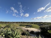 Magenta Shores Golf & Country Club
