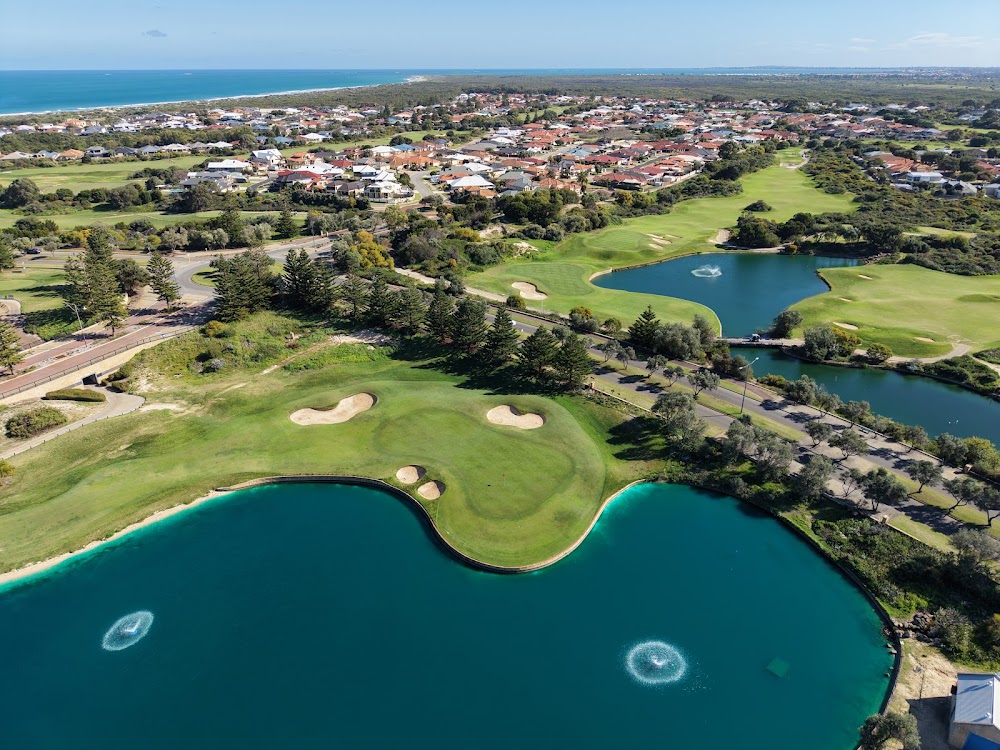 Secret Harbour Golf Links